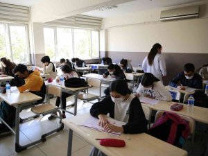 Aydın Büyükşehir Belediyesi, Ücretsiz Üniversite Deneme Sınavı Düzenledi