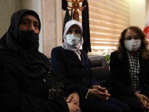 Şehit Annesinden İ̇yi̇ Parti’li Türkkan’a Sitem: "Uyuyamaz Oldum, Uykularımız Kaçtı"
