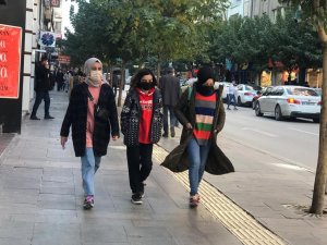 Elazığ’da Aşılama Artıyor Vaka Sayıları Düşüyor