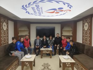 Olimpiyat Sporcusu Nuray Levent, Liselilere Tecrübelerini Anlattı