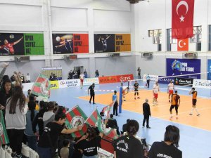 Efeler Ligi: Cizre Belediyespor: 1 - Galatasaray Hdı Sigorta: 3