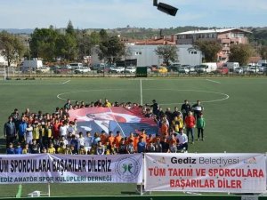 Gediz’de Genç Yetenekler Futbol Turnuvası Sona Erdi
