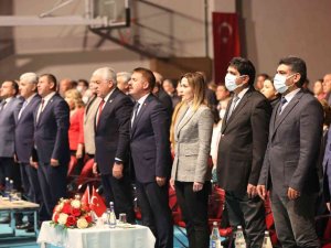 Iğdır’da "Bir Millet İ̇ki Devlet Kardeşlik Destanı Gösterisi" Düzenlendi