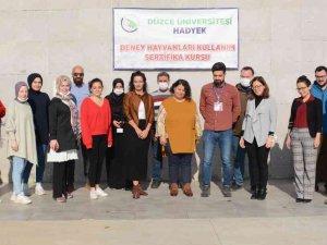 Deney Hayvanları Kullanım Kursunu Başarı İle Tamamladılar