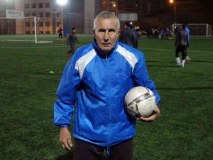 72’lik Futbolcu Yeni Takımındaki İlk Maçında Beğeni Topladı