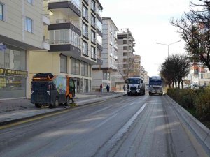 Korona Virüsle Savaş Sürüyor