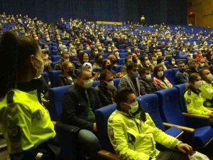 Diyarbakır’da Öğretmenlere Trafik Eğitim Semineri Verildi