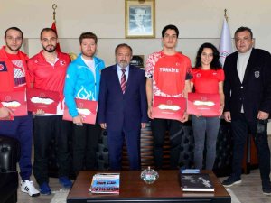 Zbeü Öğrencileri Milli Takımların Güç Kaynağı Olma Hedefine Başarılarıyla İlerliyor