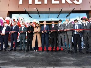 Diyarbakır Valisi Karaloğlu, Tekstil Fabrikasının Açılışını Yaptı
