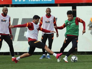 Galatasaray’da Derbi Mesaisi Başladı