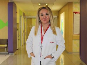 Uzm. Dr. Aşkın Güra Bayık: “30 Hafta Altında Doğan Prematüre Bebeklerde Durum Çok Riskli”