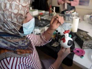 Bu Kursta Peçeteler Sanat Eserine Dönüşüyor