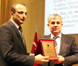 RTEÜ'lü Öğretim Üyesi Turhan 1.'lik Ödülünü Aldı