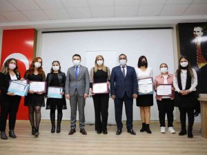 Tunceli’de Etwinning Ulusal Ve Avrupa Kalite Etiketi Ödülleri Dağıtıldı