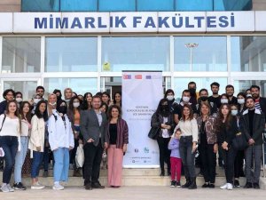 Kentlerde Söz Sahibi Gençler Çalıştayı Düzenlendi