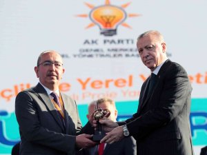 Cumhurbaşkanı Erdoğan’dan Meram’a ‘Meg’ Ödül