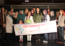 Rize'de Mutlu Aile Konferansı Düzenlendi