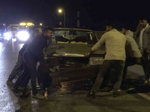 Samsun’da 14 Araç Birbirine Girdi: 2 Yaralı