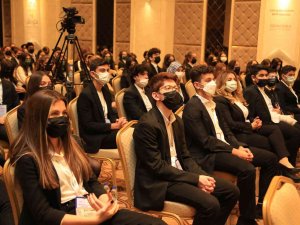 Geleceğin Liderleri “Eğitim Kampı”nda