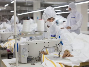 Günlük 3 Milyon Nitril Eldiven Üretilecek