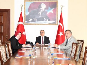 Yunus Emre İ̇mam Hatip Ortaokulu Tatbikat Mescidinin Yapım Protokolü İmzalandı