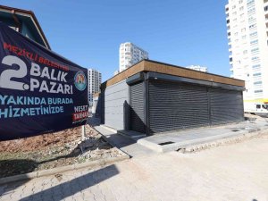 Mezitli Belediyesi İkinci Balık Pazarının Açılışı İçin Gün Sayıyor