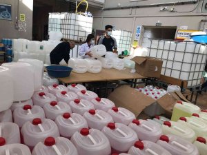 Elazığ’da Fabrika Gibi Okul: Öğretmen Ve Öğrenciler El Ele Verdi Hijyen Malzemesi Üreterek 3 Milyon Lira Ciroya Ulaşıldı