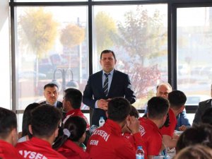 Kabakcı, Sem Sporcuları İle Buluştu