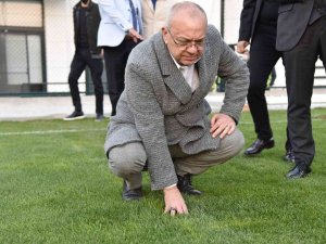 Fikri Bayrıl Spor Tesisleri’nde Yenileme Çalışmalarında Sona Gelindi