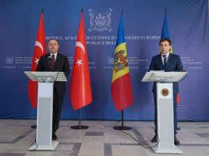 Bakan Çavuşoğlu: “Aşı Sertifikalarının Karşılıklı Tanınması Konusundaki Adımların Atılmasında Mutabık Kaldık”