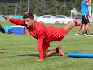 Sivasspor’da Ahmet Oğuz Ceza Sınırında