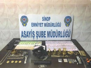 Kuyumcuda Sahte Ziynet Eşyası Bozduran 2 Şüpheli Yakalandı