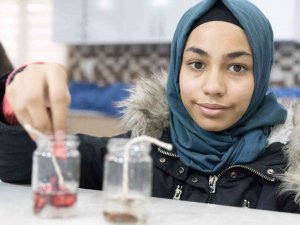 Eğitimin Işığı Geleceklerini Aydınlatacak