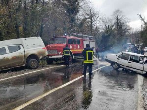 Sinop’ta İki Araç Çarpıştı: 7 Yaralı