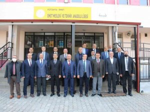 İ̇lçe Milli Eğitim Müdürleri Emet’te Toplandı