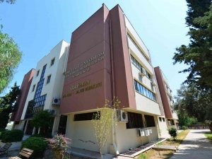 Deü’den İ̇zmir’e Bir Fakülte Daha