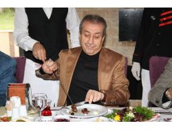 Bakan Eker'in Kebap Keyfi