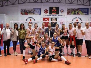 Muratpaşa’nın Sultanları’ndan Net Galibiyet
