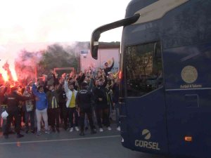 Fenerbahçe Derbi İçin Yola Çıktı