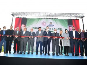 Orduzu Sentetik Çim Sahası Düzenlenen Törenle Hizmete Girdi
