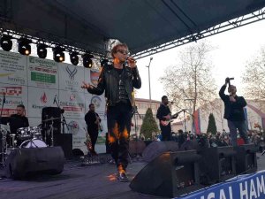 Fatsa’da Hamsi Festivalinde Soner Arıca Rüzgarı