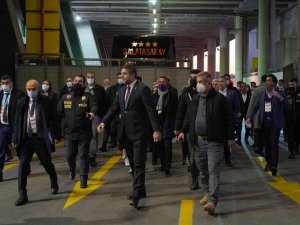 Ali Koç Ve Yöneticiler Stada Geldi