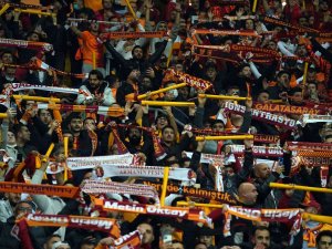 Spor Toto Süper Lig: Galatasaray: 1 - Fenerbahçe: 0 (Maç Devam Ediyor)