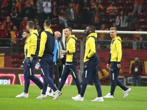 Spor Toto Süper Lig: Galatasaray: 1 - Fenerbahçe: 1 (İ̇lk Yarı)