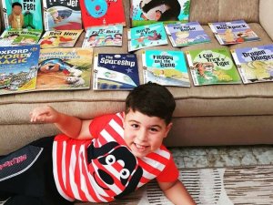 Kitap Okuyan Çocuklar, Gerçek İle Hayal Arasındaki Köprüyü Daha Rahat Kurabiliyor