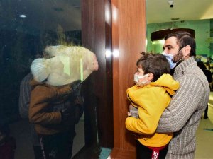 Türkiye’nin En Büyük Tatlı Su Tünel Akvaryumu Çocukları Ağırladı