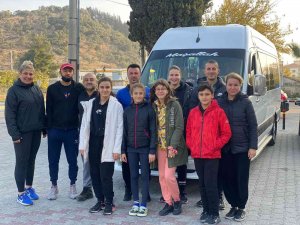 Sökeli Yüzücüler Isparta’dan Başarı İle Döndü