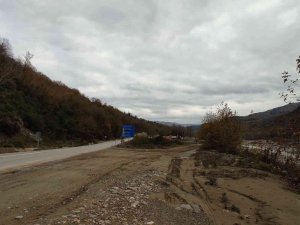 Türkeli-ayancık Yolu İ̇kisu Bölgesinde Köprü İnşaatına Başlandı