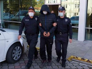 Tutuklanan Hırsızlık Zanlısından Kendisini Görüntüleyen Haberciye: "İ̇yi Çek"