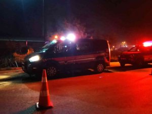 Tartıştığı Kadını Bıçakladı